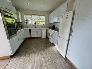 Kitchen- click for photo gallery